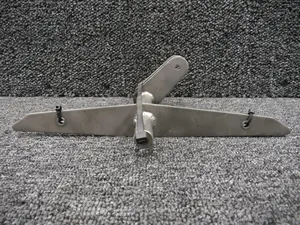 95680-001 Piper PA32R-300 Aileron Bellcrank RH (Bead Blasted)